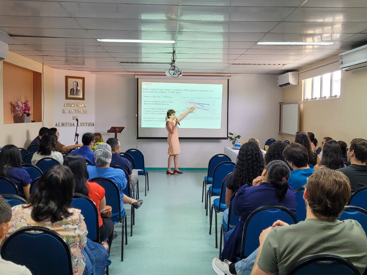 I Ciclo de Palestras em Assistência Farmacêutica do HSJ aborda atualizações e desafios na infectologia